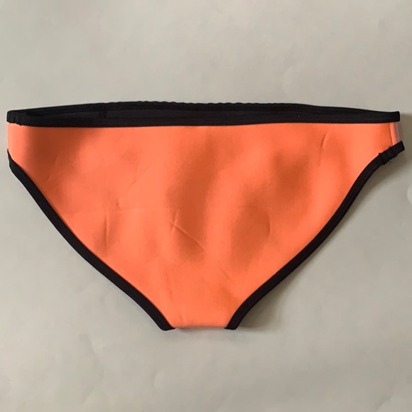 Triangl Poppy Peach Soda Bikini - Picture 7 of 12